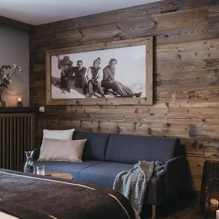 Vaya Post Hotel 4*