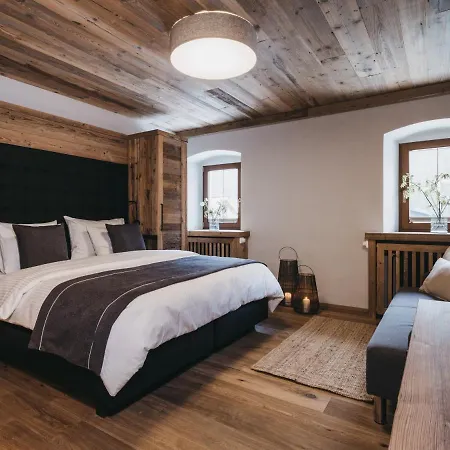 Hotel Vaya Post