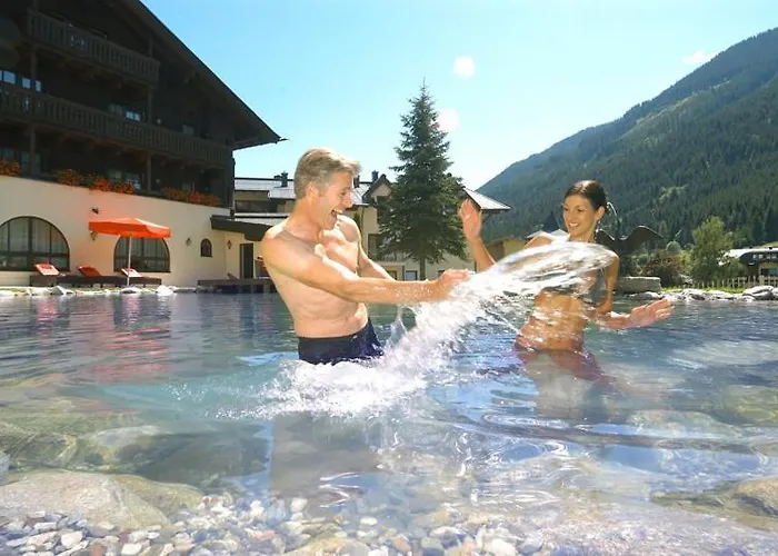 Vaya Post 4* 잘바흐 힌터글렘