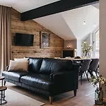 Vaya Post Hotel 4*