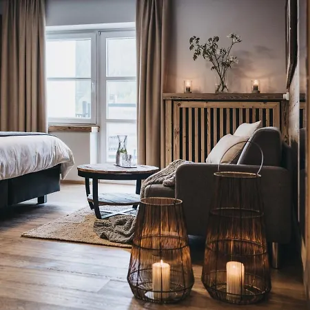 Vaya Post Szálloda 4*