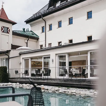 Hotel Vaya Post