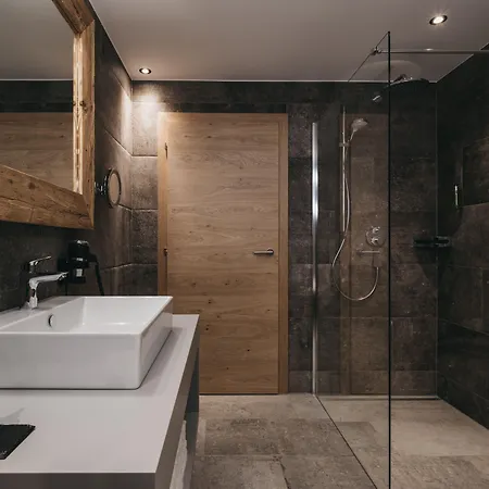 Vaya Post Hotel