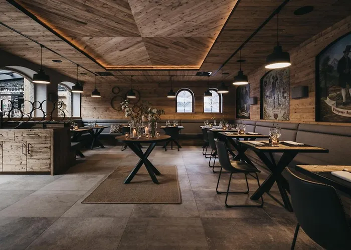 Vaya Post Hotel