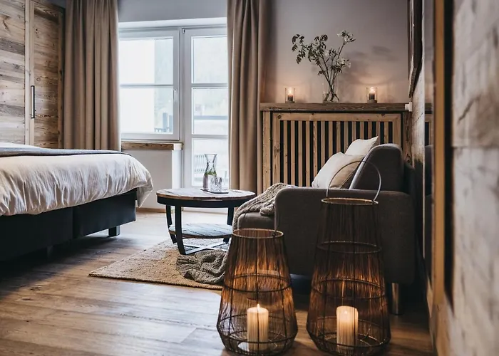 Vaya Post Hotel 4*